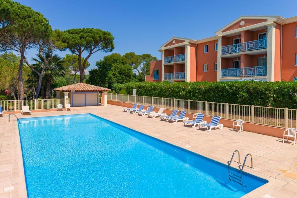 Appartement T2 Dans Residence Avec Piscine Et Tennis Saint-Raphael  Luaran gambar